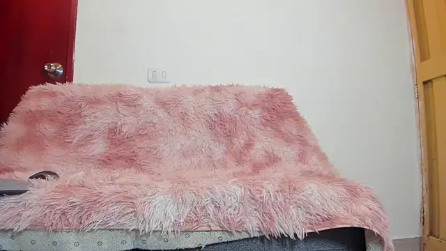 Snapshot of Melon-000 chatting on 02-24-26, 09:37 Melon-000 online show from 02-24-26, 09:37