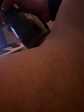 Snapshot of Bad_BOY8836 chatting on 02-14-26, 01:28 Bad BOY8836 online show from 02-14-26, 01:28