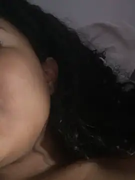 KylieGomeez online show from 10-26-25, 06:19