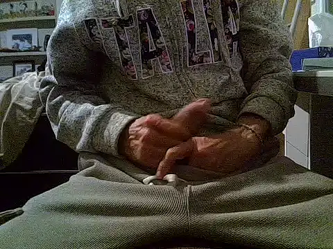 createur34 online show from 10-02-25, 08:01