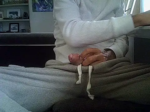 createur34 online show from 10-03-25, 02:40