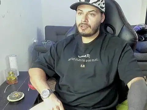 ragnar lothbrok777 online show from 04-04-26, 10:16