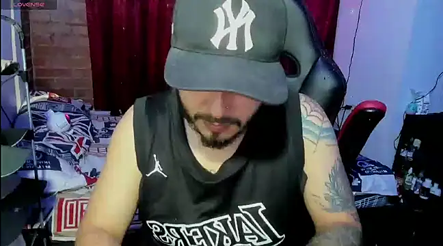 Snapshot of ragnar_lothbrok777 chatting on 02-18-25, 04:37 ragnar lothbrok777 online show from 02-18-25, 04:37