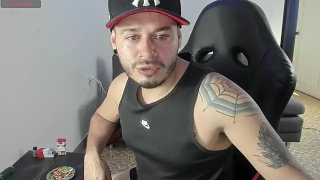 Snapshot of ragnar_lothbrok777 chatting on 09-29-25, 08:14 ragnar lothbrok777 online show from 09-29-25, 08:14