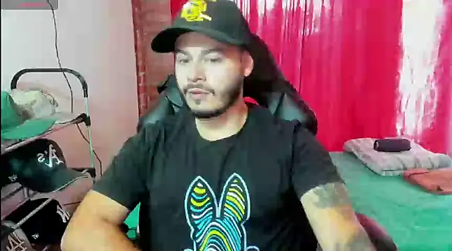 Snapshot of ragnar_lothbrok777 chatting on 03-05-25, 07:49 ragnar lothbrok777 online show from 03-05-25, 07:49