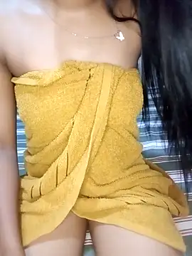 Snapshot of siyanadiyana chatting on 10-03-25, 03:35 siyanadiyana online show from 10-03-25, 03:35