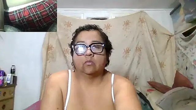 erinadarling79 online show from 07-11-26, 01:50