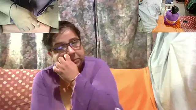 Snapshot of erinadarling79 chatting on 03-25-26, 01:39 erinadarling79 online show from 03-25-26, 01:39