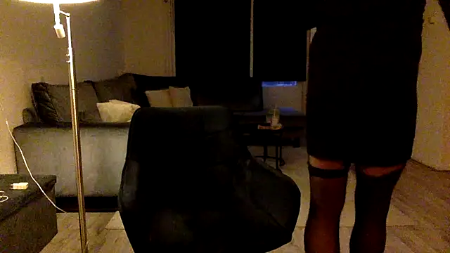 Bleueyez007 online show from 04-03-26, 06:14