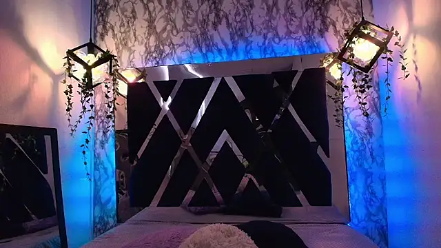 charlotte bluee online show from 09-25-25, 06:47