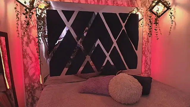 charlotte bluee online show from 10-15-25, 06:38