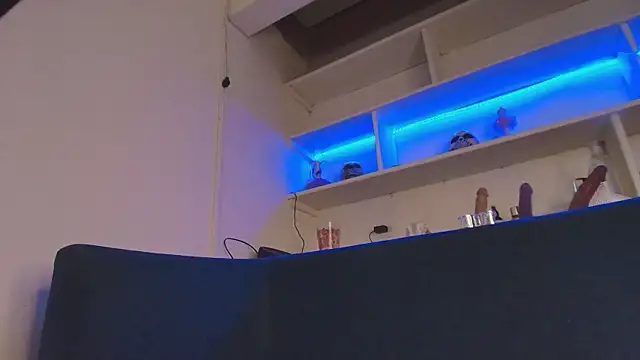 charlotte bluee online show from 10-19-25, 12:19