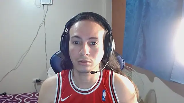 cholitohermoso online show from 02-15-25, 07:49