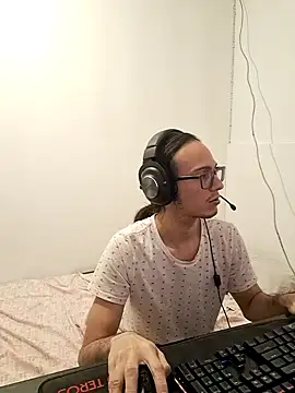 cholitohermoso online show from 11-09-25, 12:58