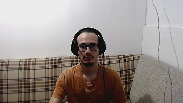 cholitohermoso online show from 06-09-26, 12:11