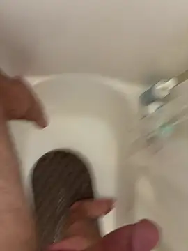 danyh2023 online show from 02-17-26, 08:06