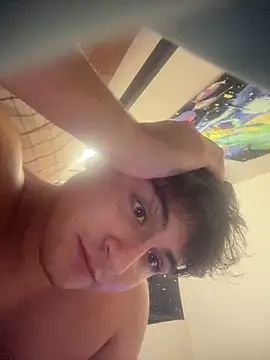 Snapshot of danyh2023 chatting on 02-12-25, 07:13 danyh2023 online show from 02-12-25, 07:13