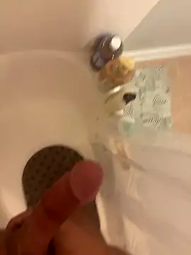 Snapshot of danyh2023 chatting on 10-06-25, 11:38 danyh2023 online show from 10-06-25, 11:38