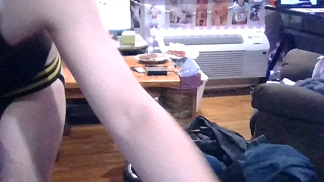 Sk00byJaXxX212 online show from 01-08-26, 10:43