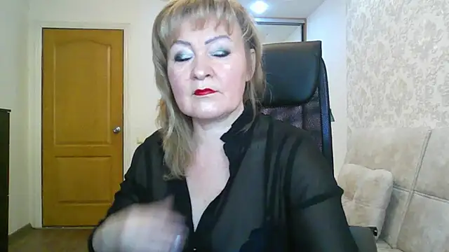 Victoria secrets  online show from 09-24-25, 05:14