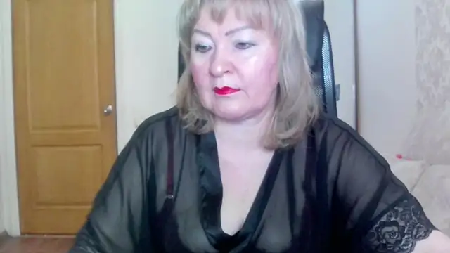 Victoria secrets  online show from 06-18-26, 04:44