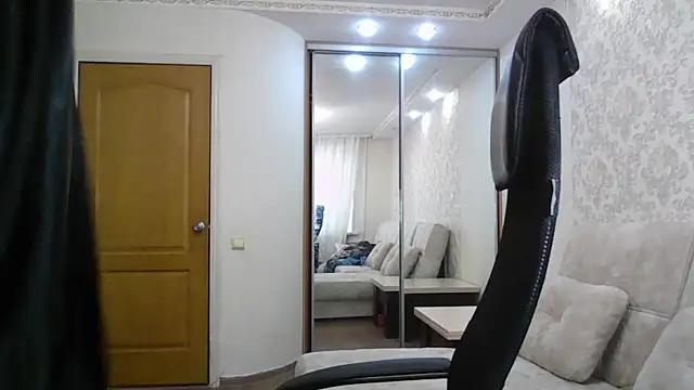 Victoria secrets  online show from 03-04-26, 04:09