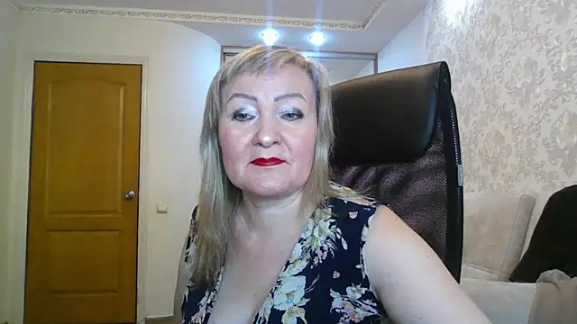 Victoria secrets  online show from 11-19-25, 12:49