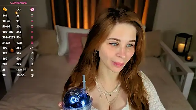 Snapshot of EvaRodi chatting on 06-20-26, 10:26 EvaRodi online show from 06-20-26, 10:26