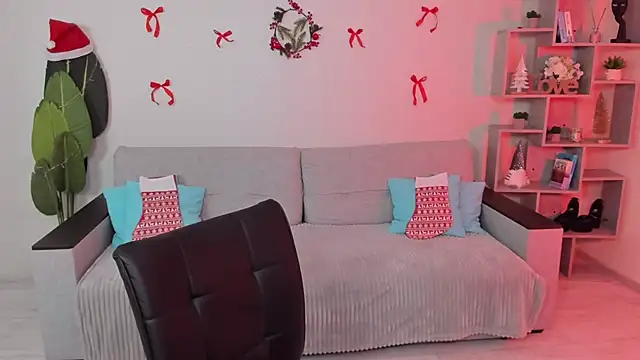 GabriellaMays online show from 12-21-25, 05:09