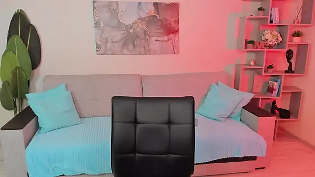 GabriellaMays online show from 12-01-25, 05:08