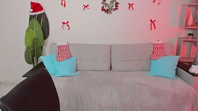 GabriellaMays online show from 01-12-26, 05:14