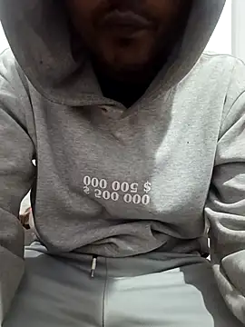 boyyouwant33 online show from 02-15-25, 08:34
