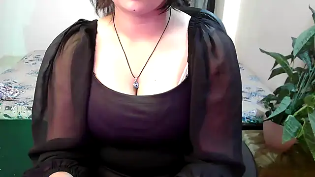megancatluna online show from 03-06-26, 06:30