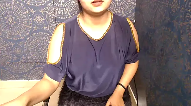 Snapshot of megancatluna chatting on 03-19-25, 08:12 megancatluna online show from 03-19-25, 08:12