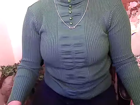 megancatluna online show from 11-18-25, 04:27