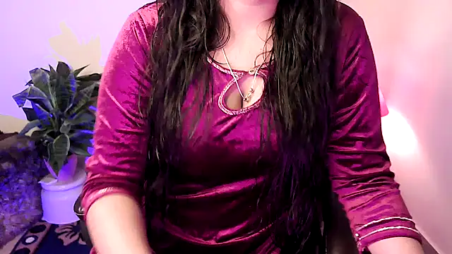 megancatluna online show from 12-22-25, 04:56