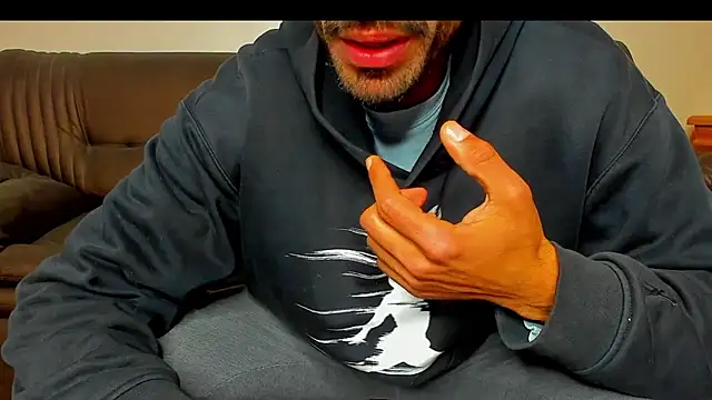 sexyhotmusclesforyou1 online show from 04-03-26, 07:37