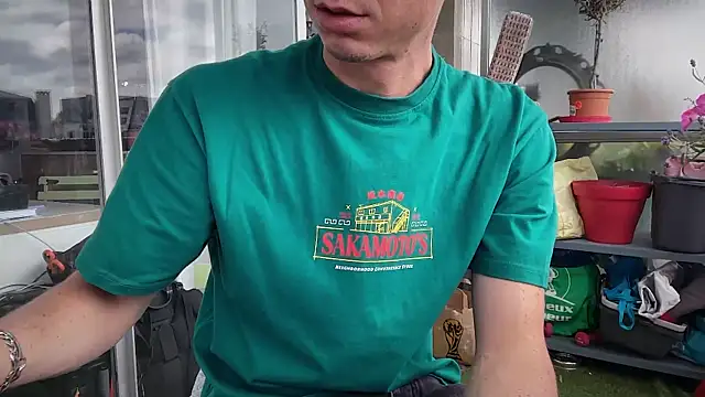 MikymikeBBWD online show from 06-12-26, 01:42