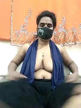 Snapshot of Mitila-3232 chatting on 03-09-25, 03:54 Mitila-3232 online show from 03-09-25, 03:54