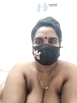 Snapshot of Mitila-3232 chatting on 02-23-26, 01:07 Mitila-3232 online show from 02-23-26, 01:07