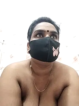 Snapshot of Mitila-3232 chatting on 03-02-26, 12:22 Mitila-3232 online show from 03-02-26, 12:22