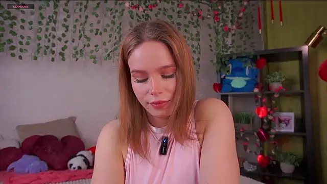 TaiteBayles online show from 03-04-26, 01:35