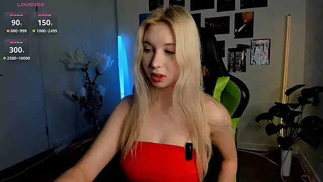 charm adel online show from 12-22-25, 07:30