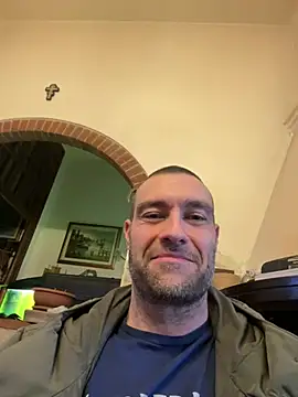 Snapshot of Jackcazzone_82 chatting on 03-03-25, 01:45 Jackcazzone 82 online show from 03-03-25, 01:45