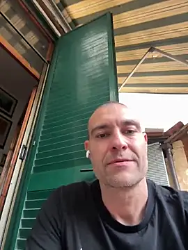 Snapshot of Jackcazzone_82 chatting on 04-12-26, 03:59 Jackcazzone 82 online show from 04-12-26, 03:59
