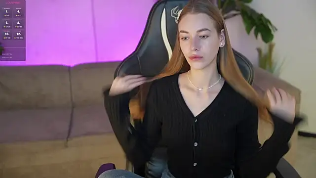 Layla Sweet  online show from 10-20-25, 03:23