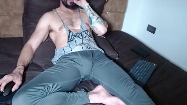 Valentino 0 online show from 02-24-26, 04:30