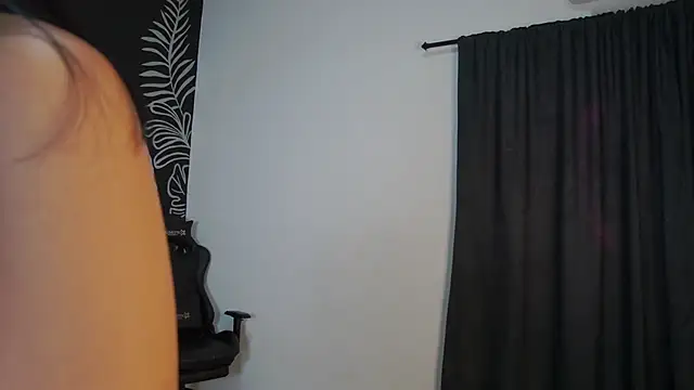 Arii moon online show from 02-11-26, 08:41