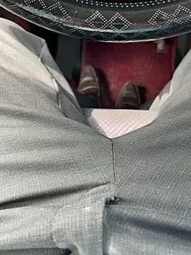 BadboySLR 8899 online show from 11-04-25, 08:40