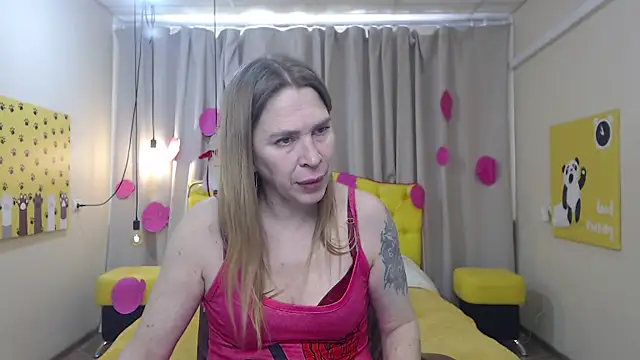 TessaDaybreak online show from 04-07-26, 07:10